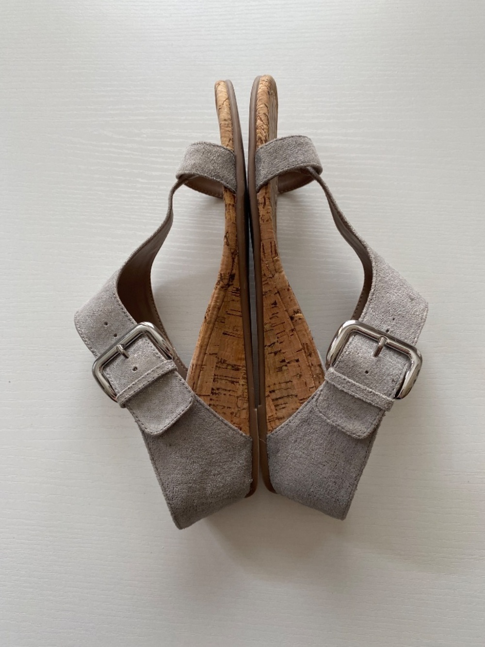 Donald Pliner Donni Metallic Gold Leather Cork Wedge Sandals Size 8.5 - Picture 6 of 13